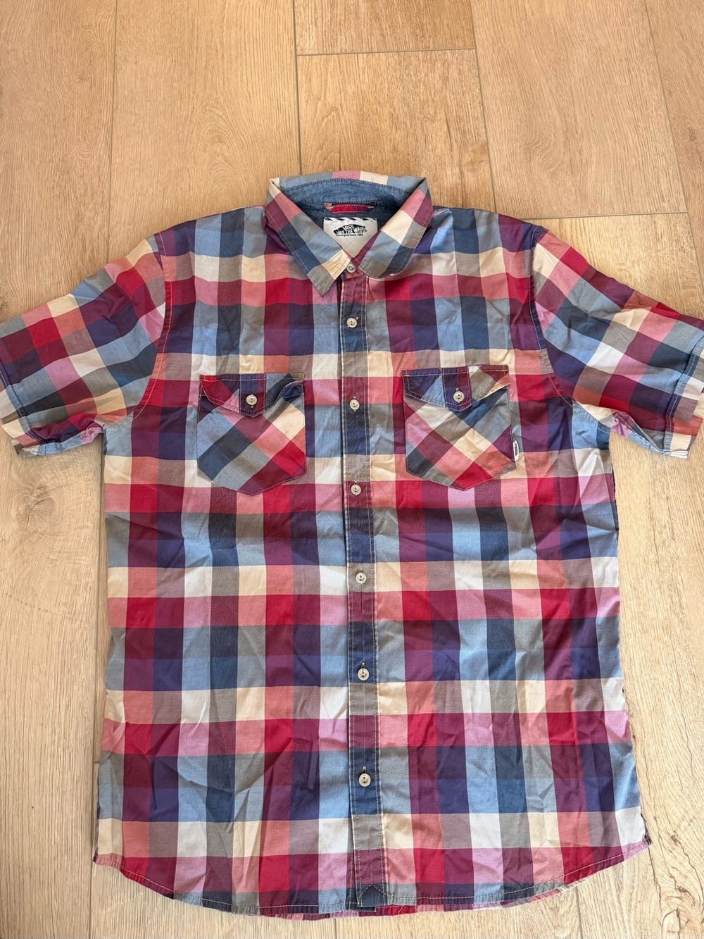 Vans Red, Blue & Cream Plaid Short-Sleeve Button-Down Shirt